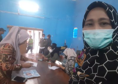 PENYALURAN BANSOS BPNT PKH TRI WULAN PERTAMA DESA KUTAMANDIRI TH 2022